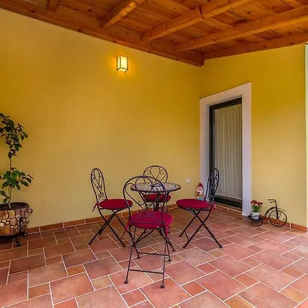 Casa Luigia Holiday home *
